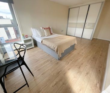 4 bedroom terraced house to rent - Photo 5