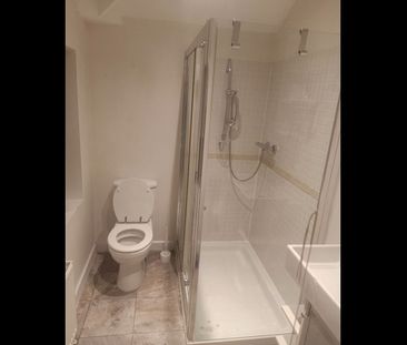 Room in a Shared House, Anstey Grove, B27 - Photo 3