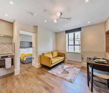 Studio to rent - Photo 2