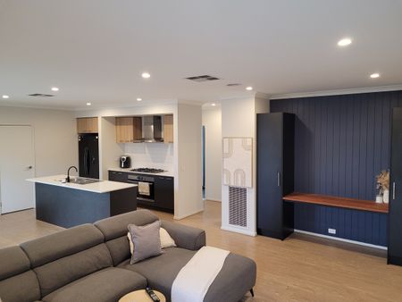 Canadian, 4BR, 2BA, 2CA, quiet court, large enclosed yard, spotlessly clean home - Photo 5