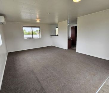 4 Bedroom Home on large Section. - Photo 2