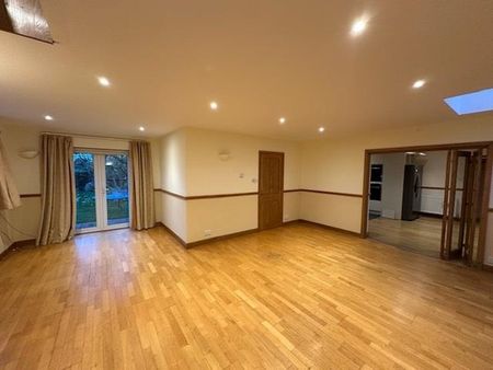 2 bedroom semi-detached house to rent - Photo 3