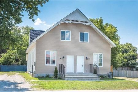 For Lease - 41 Gowan Street, Barrie, Ontario - Photo 4