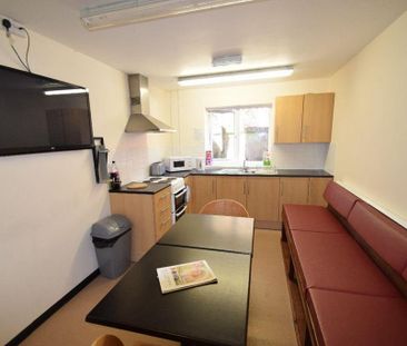 8 bedroom house share to rent - Photo 1