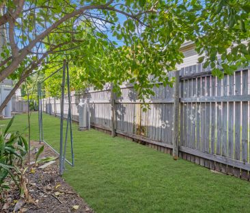 1/8 Primrose Street, North Ward. - Photo 2