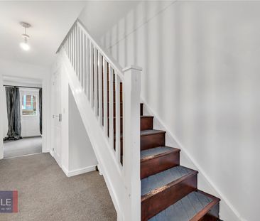 Medlar Close, - Photo 3