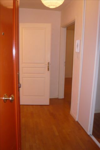 Location Appartement 2 pièces 44m² CLICHY 92110 - Photo 4