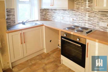 Prince Royd, Halifax Road, Birchencliffe, Huddersfield, HD3 - Photo 2