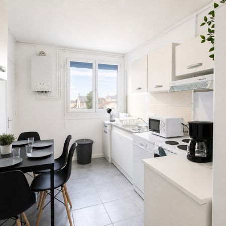 Villeurbanne - Le Richard - Chambre 4 - Photo 3