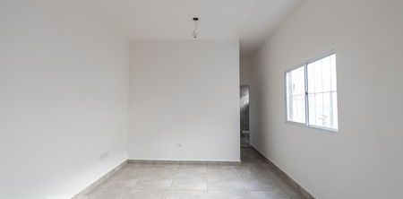 Casa para alugar com 41m², 1 quarto e sem vaga - Foto 2