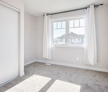 For Lease - 221 Merak Way, Barrhaven, Ontario - Photo 6