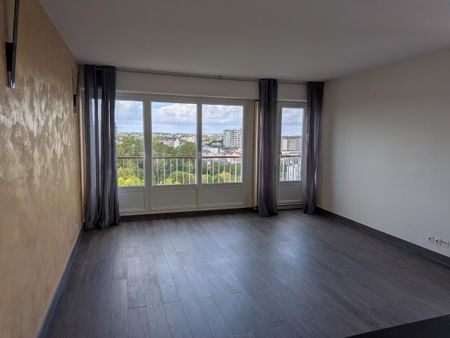 Location Appartement 4 pièces 90m² ANGERS 49100 - Photo 2