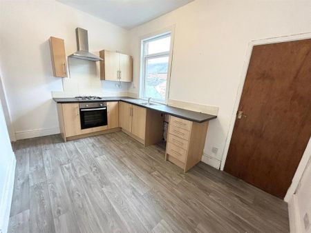 2 bedroom terraced house to rent - Photo 5