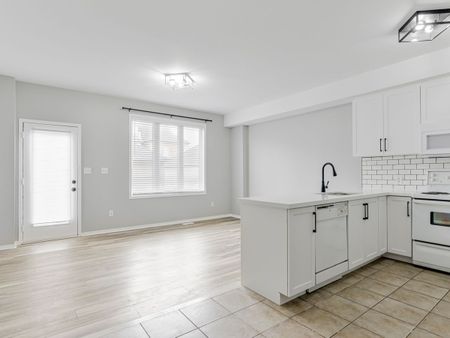 For Lease - 13 Herzberg Gardens Unit# Upper, Toronto, Ontario - Photo 4