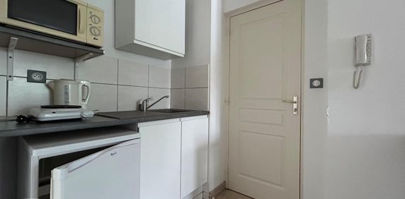 Location Appartement 1 pièce 23m² ALENCON 61000 - Photo 2