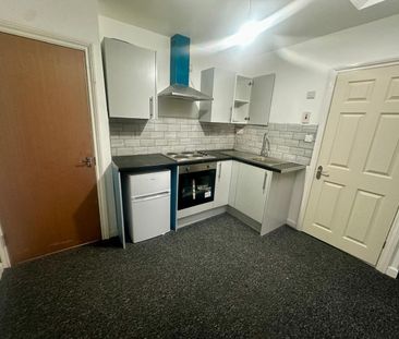 1 Bed Flat, Far Gosford St, CV1 - Photo 5