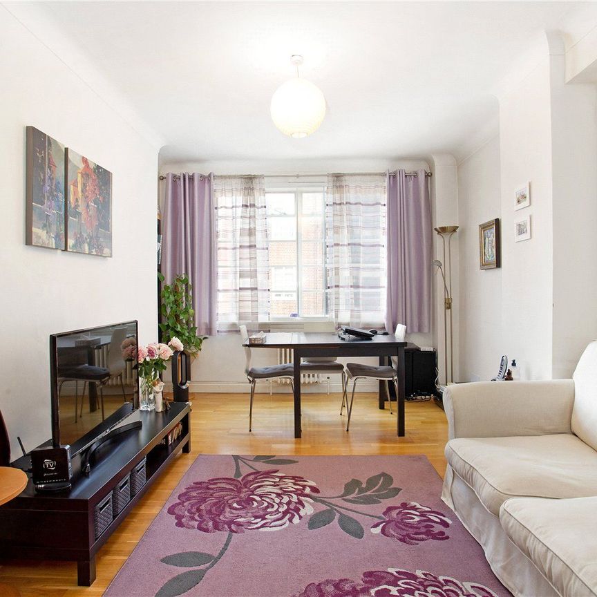 Lancaster Close, London, W2 - Photo 1