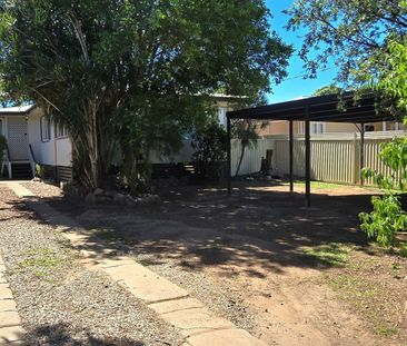 Spacious Low Set Family Home - Photo 1