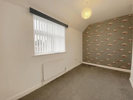 3 bedroom terraced house to rent - Photo 2