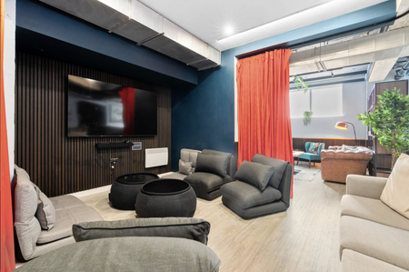 1 bedroom in a house share to rent - Photo 2