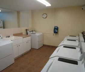 1154 Wilson Avenue - Photo 2
