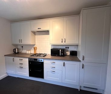 4 bedroom house - Photo 5