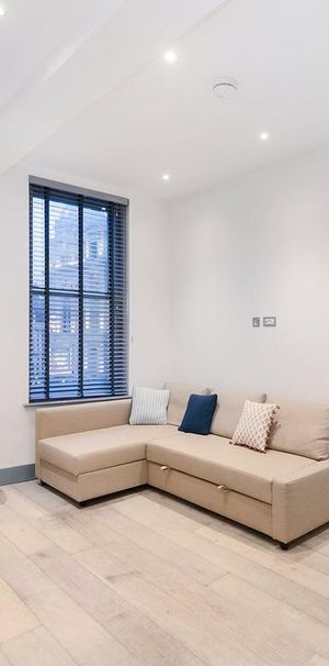 Studio to rent - Photo 1