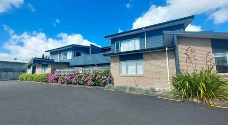 3 Bedroom Apartment - available Feb 2026 - Photo 3