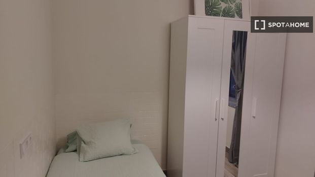 madrid, Community of Madrid 28041 - Photo 1