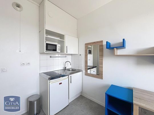 Location Appartement 1 pièce 18m² CALUIRE ET CUIRE 69300 - Photo 1