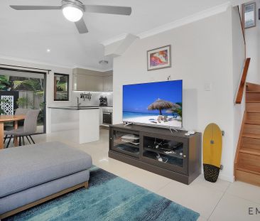 1/41 Eversley Terrace, Yeronga QLD 4104 - Townhouse For Rent | Domain - Photo 1