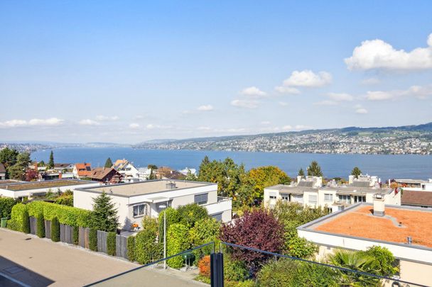 3.5-Zimmer-Terrassenwohnung mit Traumaussicht - Photo 1