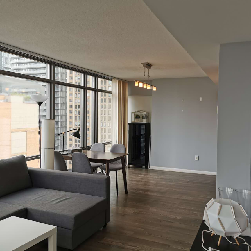 For Lease - 37 Grosvenor Street Unit# 1307, Toronto, Ontario - Photo 1