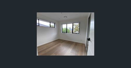 Family House in the Heart of the Northwest Community - Photo 4