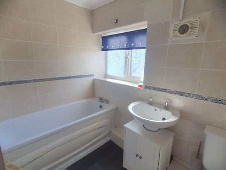 Queens Way, Atherstone - Photo 4