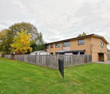 For Lease - 31 Sedgeley Drive Unit# 8, Toronto, Ontario - Photo 2