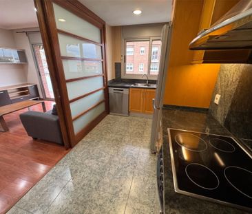 Piso de alquiler en Carrer de Mossèn Jacint Verdaguer, 129, Can Far... - Photo 4