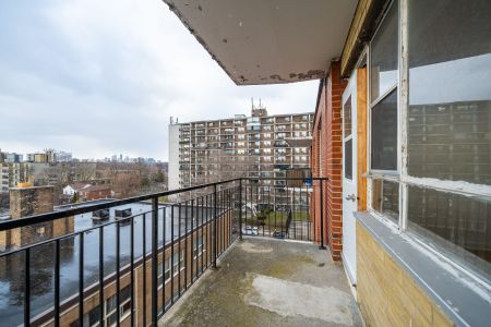 For Lease - 165 Cosburn Avenue Unit# 604, Toronto, Ontario - Photo 4