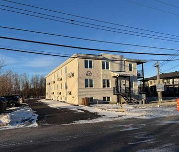 1 mois gratuit - Logement 5 1/2 demi Sous-sol - Salaberry-de-Valley... - Photo 3