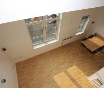 2 Bedroom APARTMENT, Chester - Photo 2