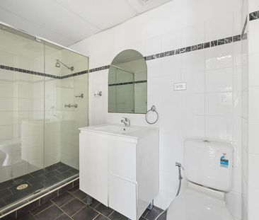 Well Presented Apartment in Prime Westmead Location - Photo 4
