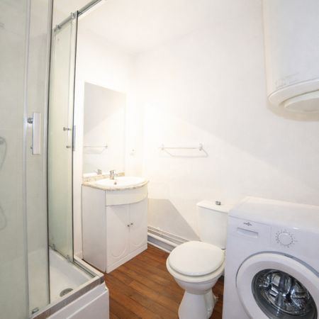 Location Appartement 2 pièces 42m² - Photo 3