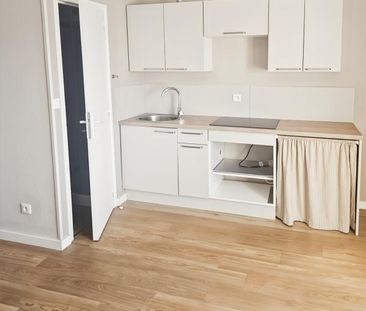 Location Appartement 1 pièce 17m² VANNES 56000 - Photo 1