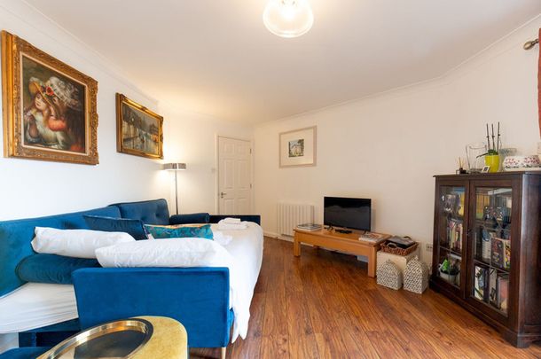 Sopwith Way - Photo 1