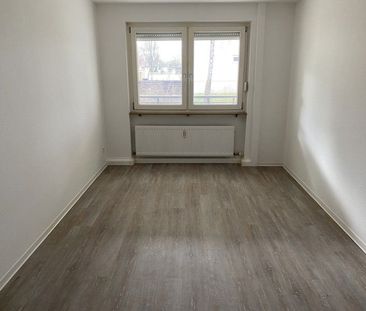 Mehr Platz zum Wohlfühlen – 5-Zimmer mit Balkon und Fassadenvollwär... - Photo 1