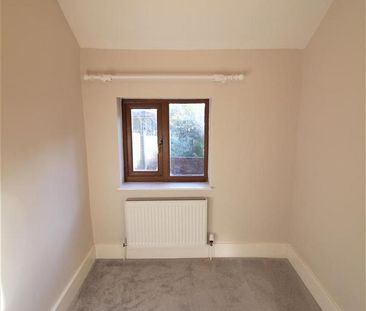 2 bedroom semi-detached house to rent - Photo 2