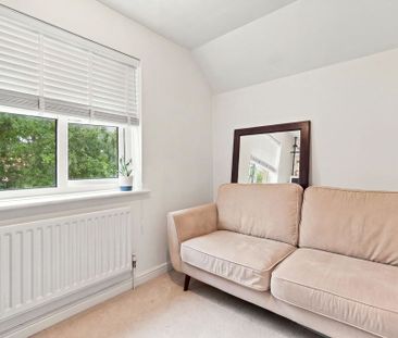 Carte Place, Langdon Hills, Basildon - Photo 2