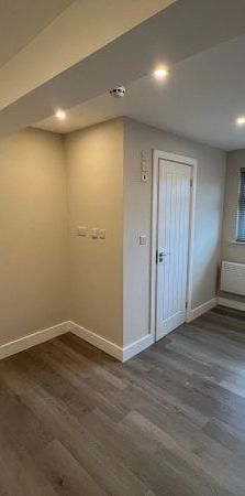 Horley 0 bedroom house share to rent - Photo 1