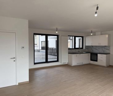 Appartement te huur in Anderlecht - Photo 4