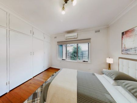 3 Bed, 1 Bath - Photo 5